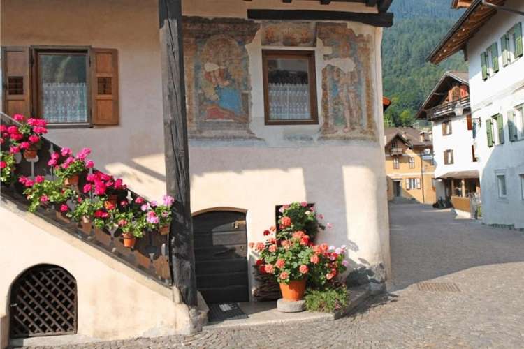 Mezzano